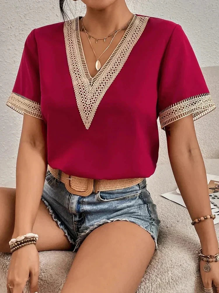 Nena Women's lightweight blouse - Elegant and versatile