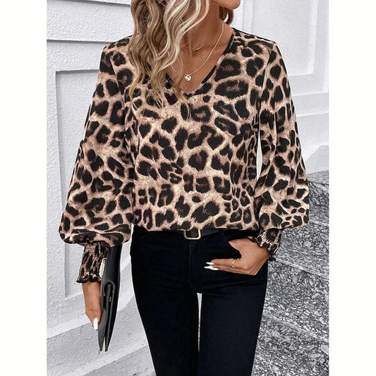 Mandy - Women's long-sleeved blouse, slim fit and leopard print